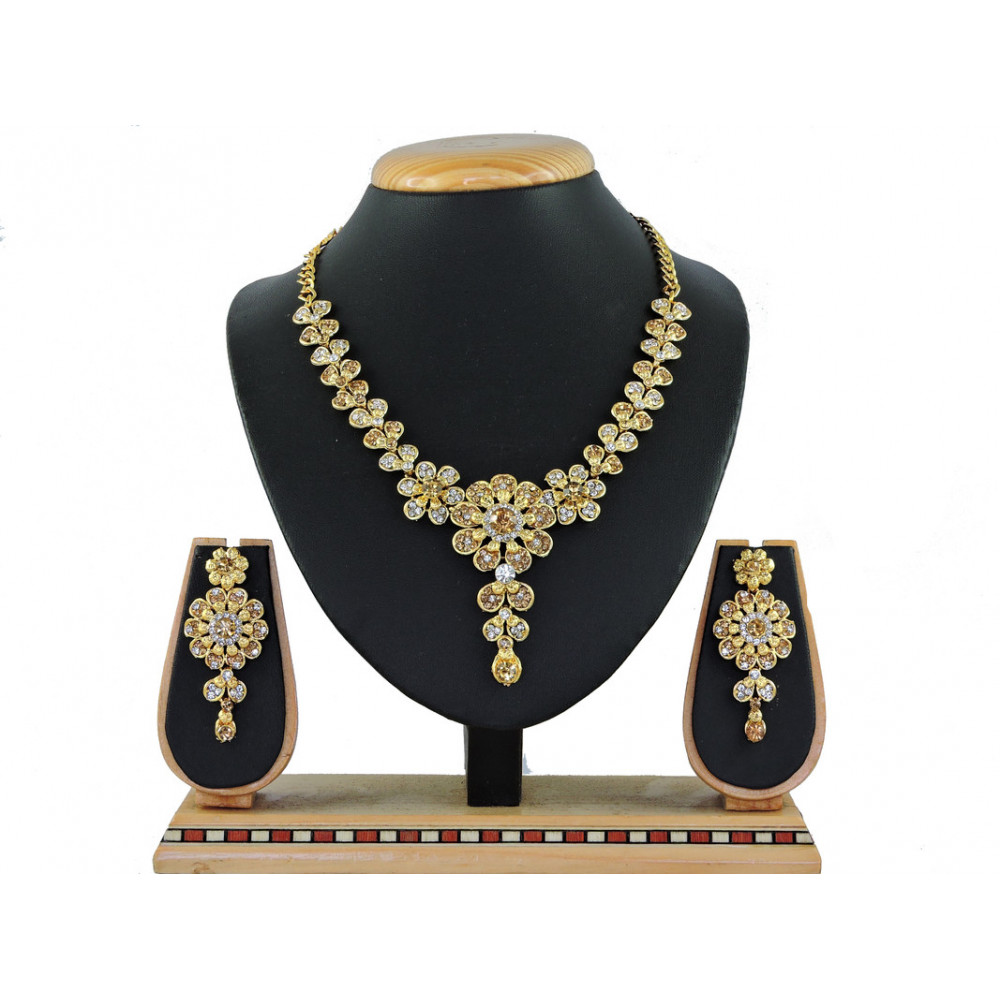 Dropship Women's Alloy Necklace set (Gold)