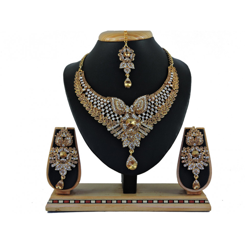 Dropship Women's Alloy Necklace set (Gold)