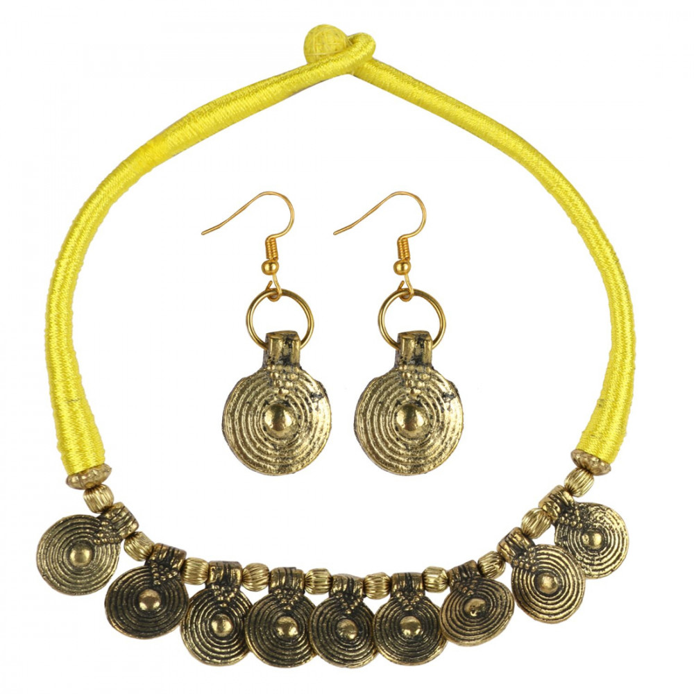 Dropship Yellow Thread Golden Oxidized Necklace set